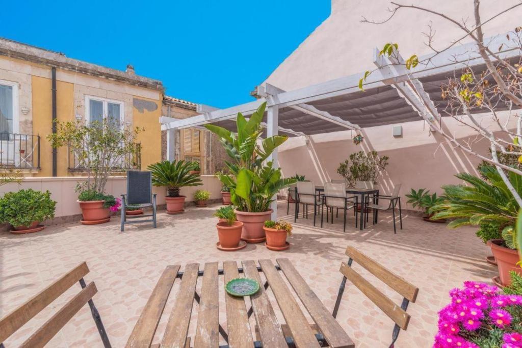 La Feluca Apartment Syracuse Bagian luar foto