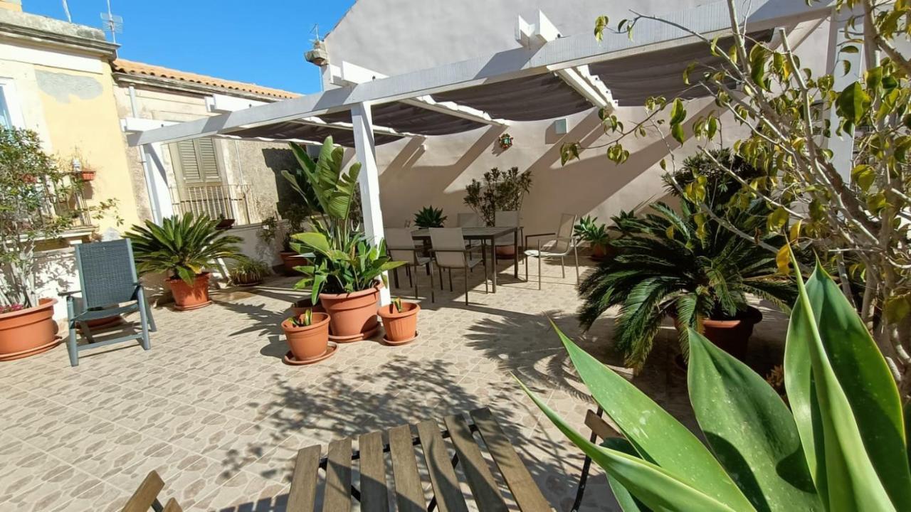 La Feluca Apartment Syracuse Bagian luar foto